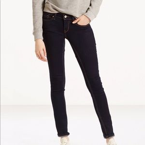 Levi’s 524 Skinny Jeans
